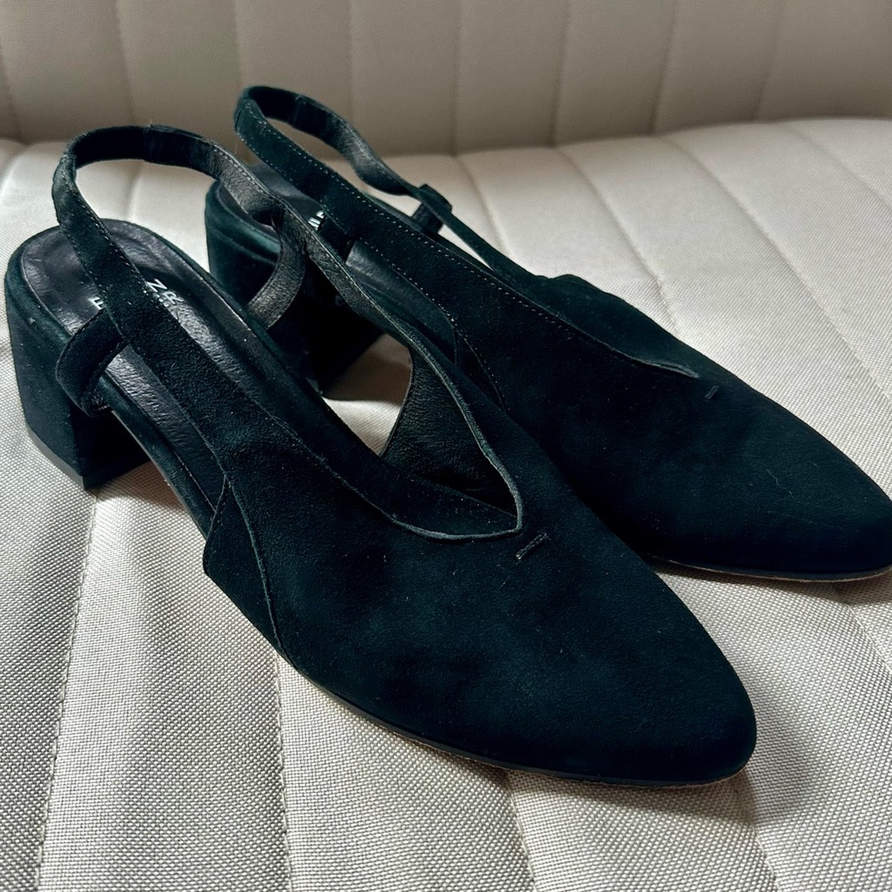 Eileen Fisher‎ • Gals Slingback Pump in Black Nubuck